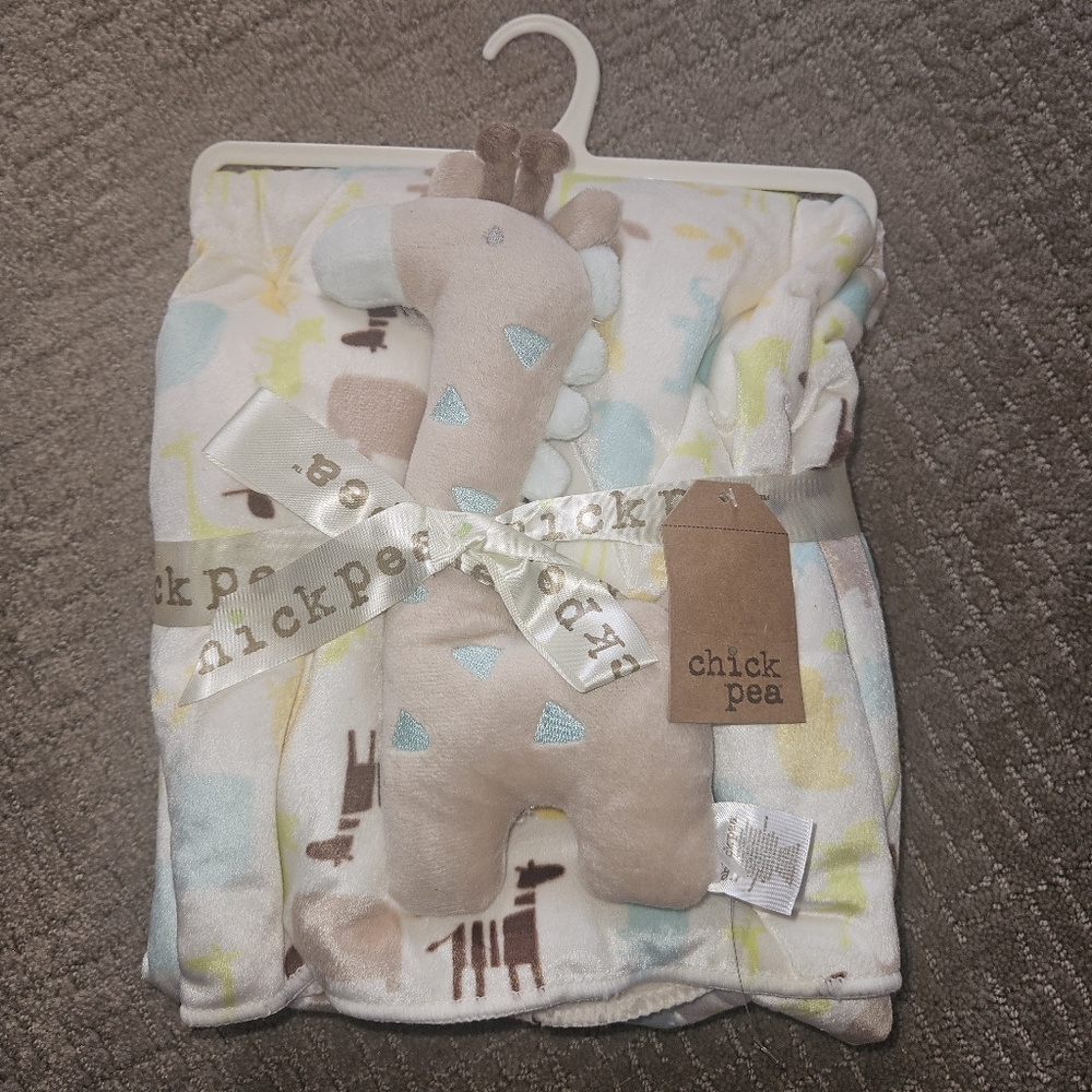 Chick Pea Baby Blanket Animal Print With Giraffe Plush